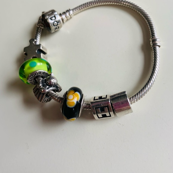 Pandora charm bracelet - Picture 2 of 12